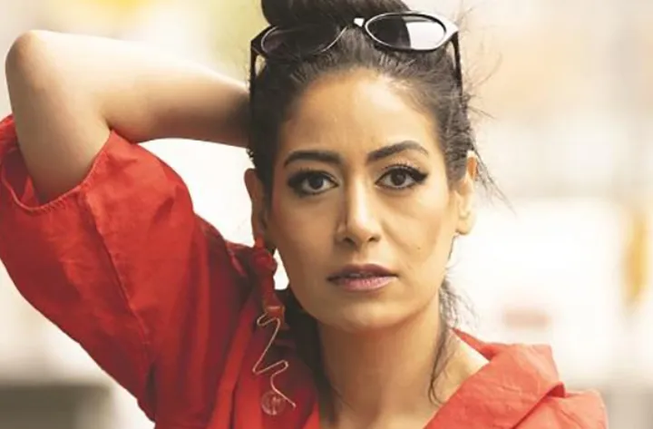 نتیجه‌ی محیط فرهنگی‌ام، نه محصولِ امکاناتِ اقتصادی